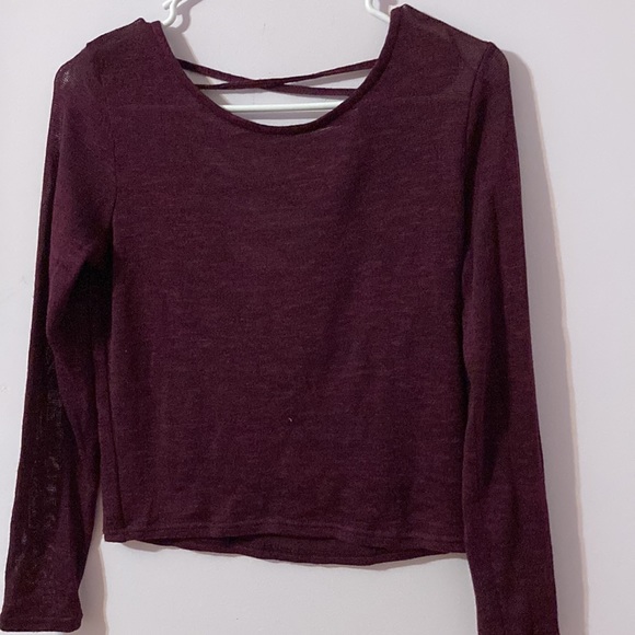 H&M Divided Top - Picture 3 of 7